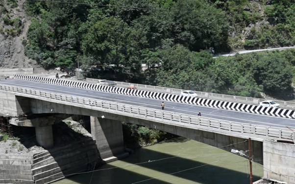 Shri Nitin Gadkari says in Jammu and Kashmir the construction of 2-lane Jaiswal Bridge over River Chenab on the Udhampur-Ramban section of NH-44 has been completed