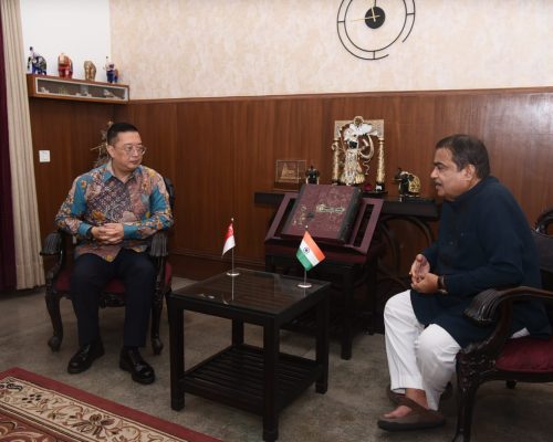 a318f5a0-3a72-46ab-9896-7e063274548c