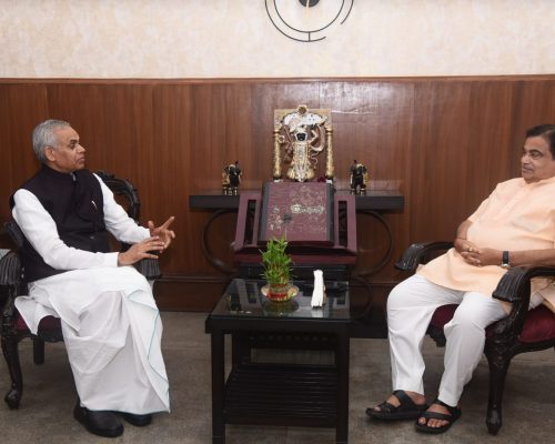 b25093cc-e72b-445f-96a6-06f77e0f9c64